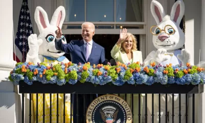 President Joe Biden and First Lady Jill Biden attend the annual Easter Egg Roll on April 10, 2023 in Washington, DC. © Drew Angerer/Getty Images