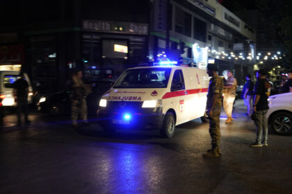 An ambulance carrying wounded people whose handheld pager exploded arrives outside at the American University hospital, in Beirut, Lebanon, Tuesday, Sept. 17, 2024. © AP Photo/Hassan Ammar