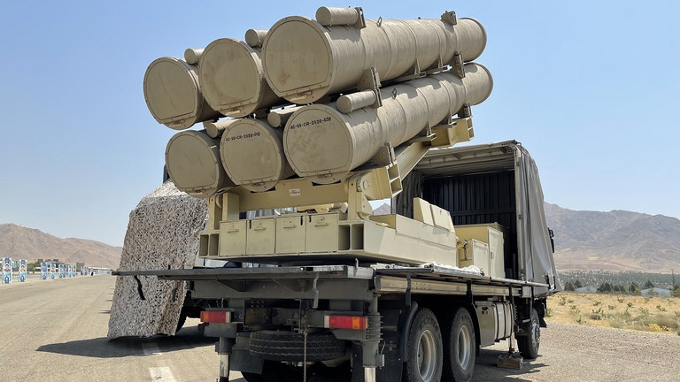 A Fath-360 missile launcher seen at a military exhibition at an unknown location in Iran, July 7, 2021 © Wikipedia