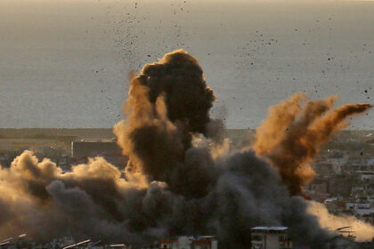 FILE PHOTO. Israeli airstrike in suburbs of Beirut, Lebanon © Getty Images / Marwan Naamani; picture alliance