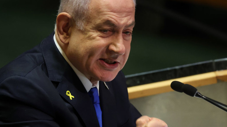 Israeli Prime Minister Benjamin Netanyahu addresses world leaders during the United Nations General Assembly / Spencer Platt © Getty Images