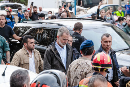 King Felipe VI during his visit to an area affected by the DANA, on November 3, 2024, in Paiporta, Valencia