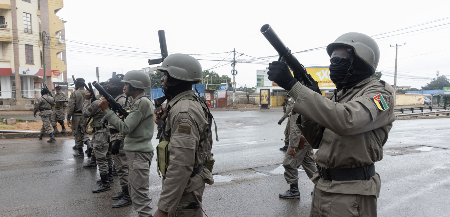 Mozambican police deploys in the streets of Maputo, Mozambique