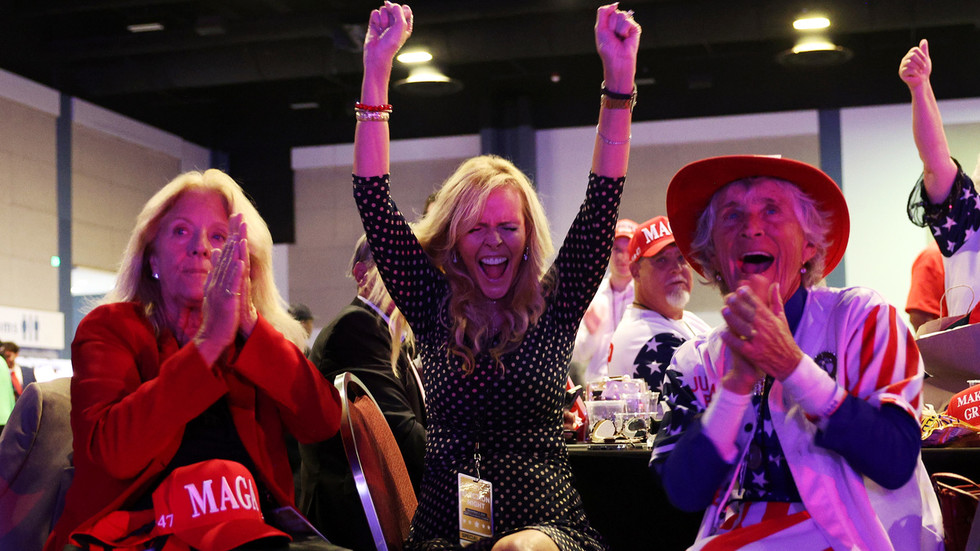 FILE PHOTO. Voters react to Trump victory being announced in North Carolina © Getty Images / John Moore