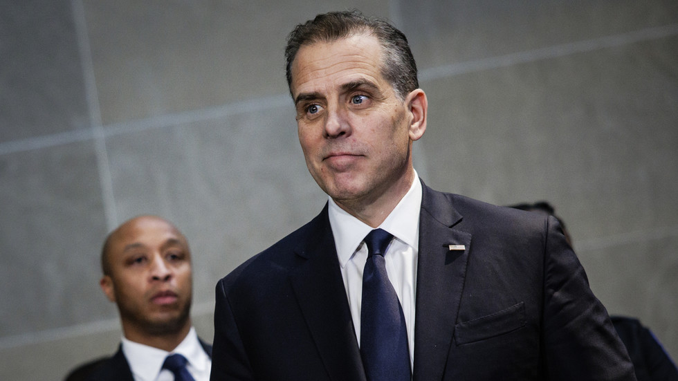 Hunter Biden, son of US President Joe Biden, attends a deposition before Congress on February 28, 2024, in Washington, DC. © Samuel Corum / Getty Images