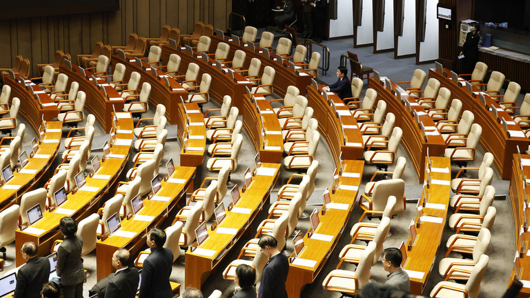 South Korea’s ruling People Power Party boycotts a vote on the impeachment of President Yoon Suk Yeol. © Getty Images / Jeon Heon-kyun